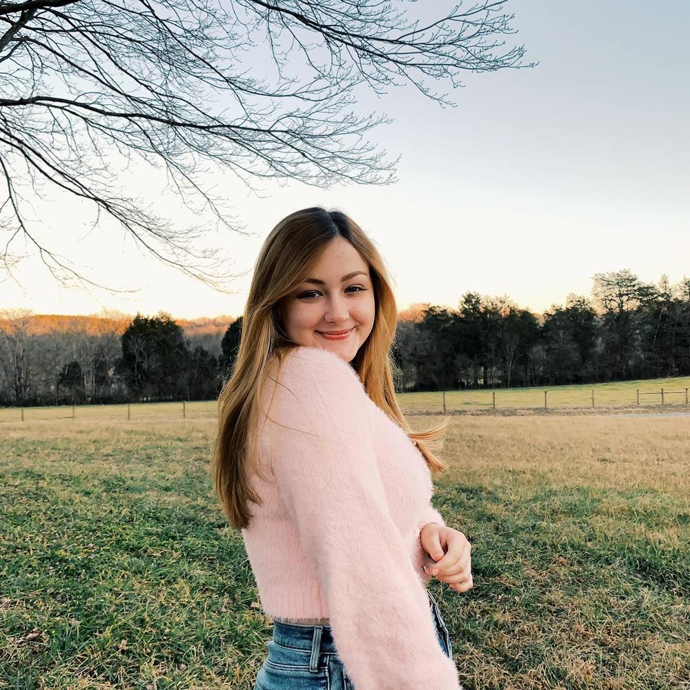 Meet your Posher, Karissa